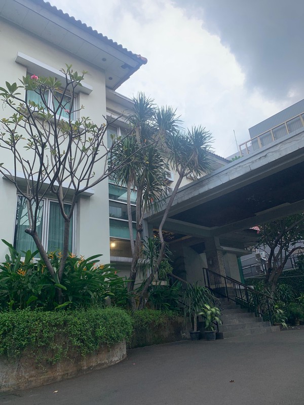 Rumah Hitung Tanah Area Cipete