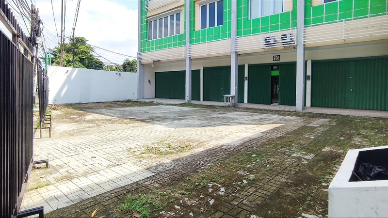 Ruko 3 Lantai Pinggir Jalan Selangkah Ke Bintaro