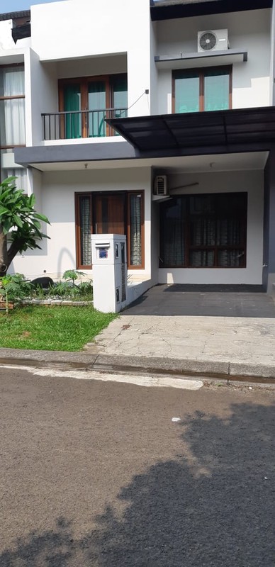 Rumah dalam cluster, siap huni di Bintaro sektor 9.
