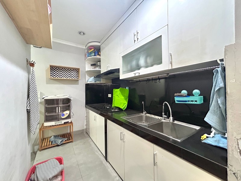 Dijual Rumah Siap Huni di Green Garden Jakarta Barat
