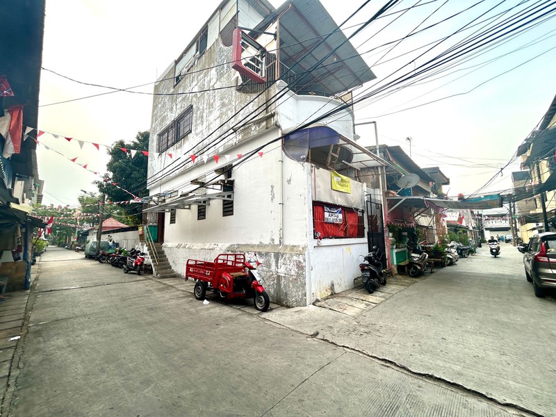 Dijual Rumah Hook di Teluk Gong dekat Westin School