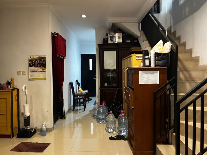 Dijual Rumah Siap Huni di Kebayoran Lama dekat Gandaria Mall
