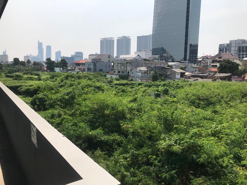 Kavling/ Tanah Luas 2049 m2 Lokasi Sangat Strategis di Kramat Raya Kenari Senen Jakpus