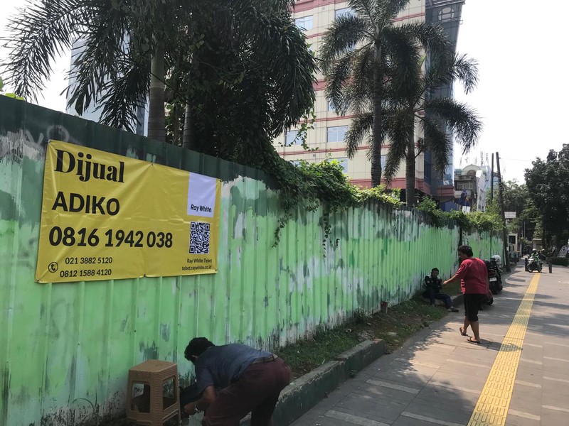 Kavling/ Tanah Luas 2049 m2 Lokasi Sangat Strategis di Kramat Raya Kenari Senen Jakpus