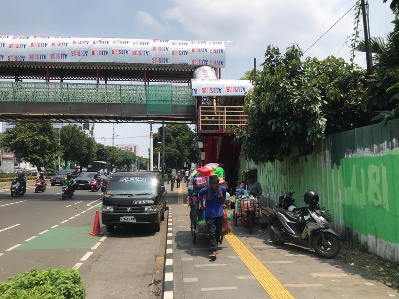 Kavling/ Tanah Luas 2049 m2 Lokasi Sangat Strategis di Kramat Raya Kenari Senen Jakpus