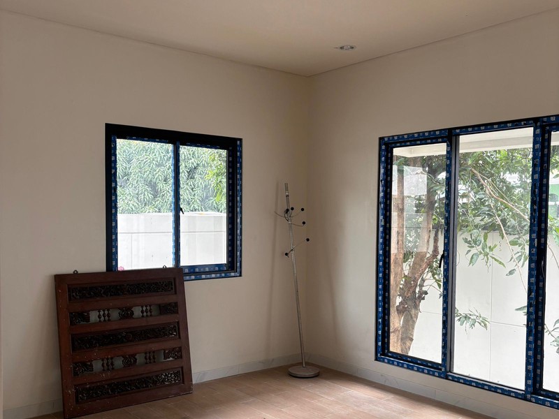 Dijual Rumah Mewah Siap Huni di Permata Mediterania Jakarta Barat