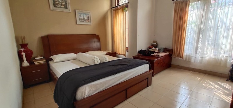 Rumah 2 Lantai Siap Huni dengan Hunian Nyaman dan Asri @Bintaro Sektor 9