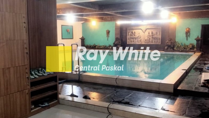 Ruko di Mainroad Otista Dekat Tegalega Bandung