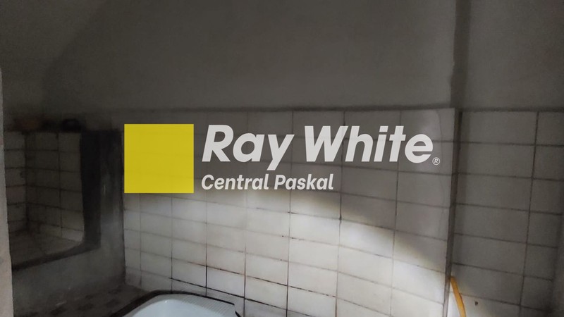 Ruko di Otista 3 Lantai