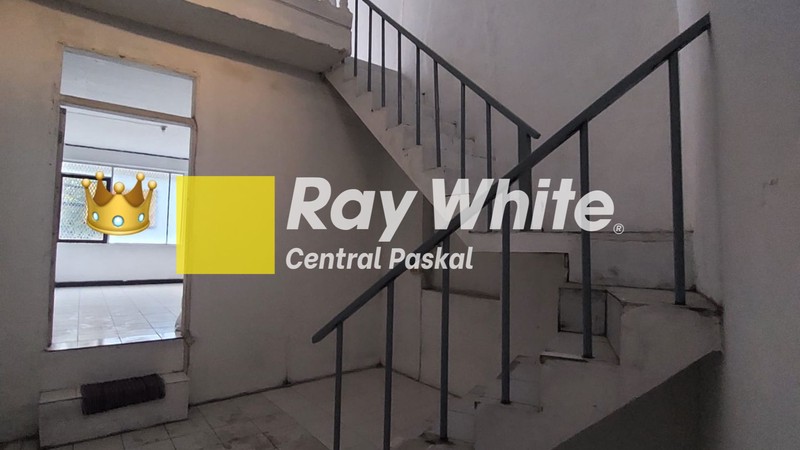 Ruko di Otista 3 Lantai