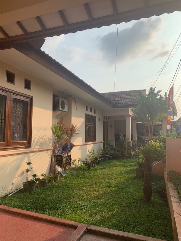 Rumah Siap Huni Luas 400 m2 LB 350 m2 dengan Hunian Nyaman dan Asri di Pondok Aren