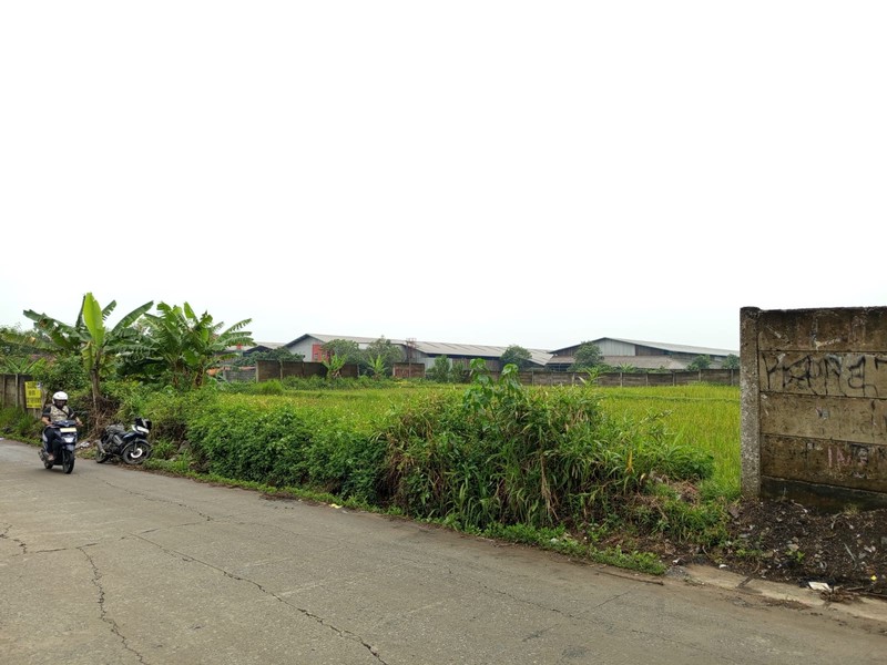 Dijual tanah lokasi pinggir jalan Desa Mekarjaya Kecamatan Panongan, Kabupaten Tangerang