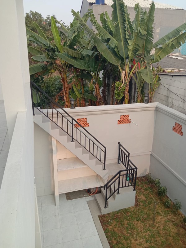 Dijual Rumah di JL. Kampung peusar - Binong Curug