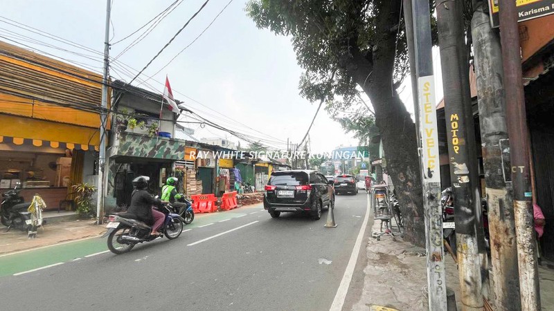 Dijual Ruko 3 Gandeng di Jl Saharjo Tebet