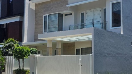 MURAH LUAS 240 m2 Dijual Rumah Citraland Somerset - Golf Avenue Surabaya Barat - Modern 2 Lantai Dekat Uc, Hokky Buah, Ciputra Hospital