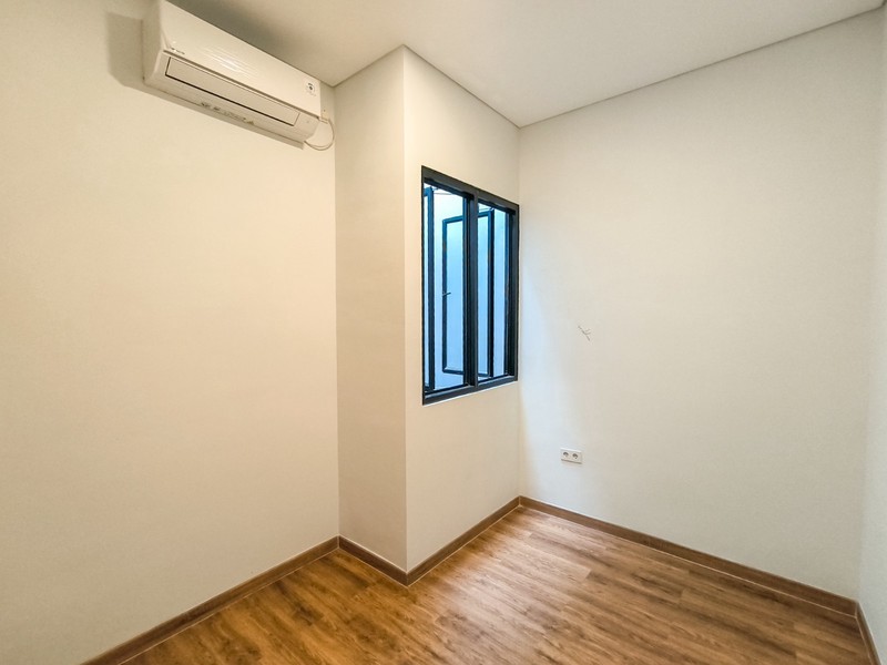 Rumah Bagus,dalam cluster di Graha Raya Tangerang Selatan.