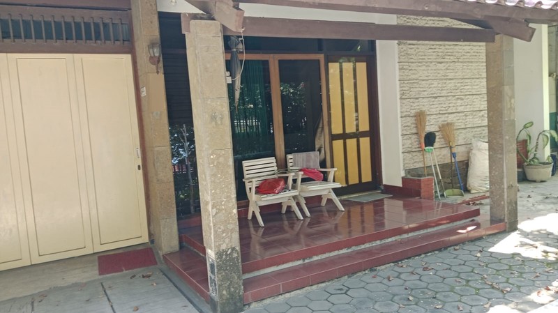 Dijual Rumah SHM di Rungkut Asri Tengah Surabaya