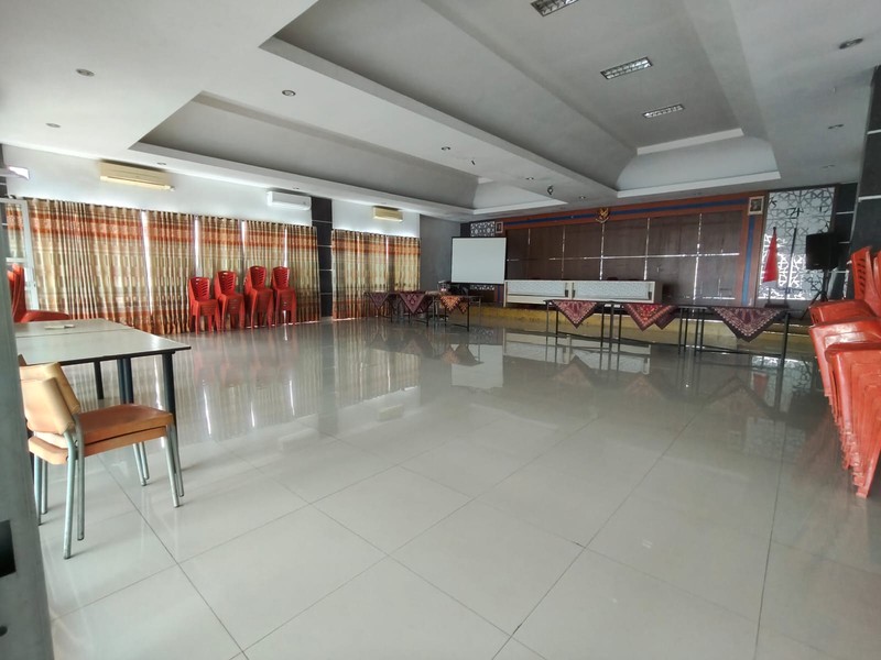 Disewakan Bangunan Komersial Lokasi Strategis Raya Ahmad Yani