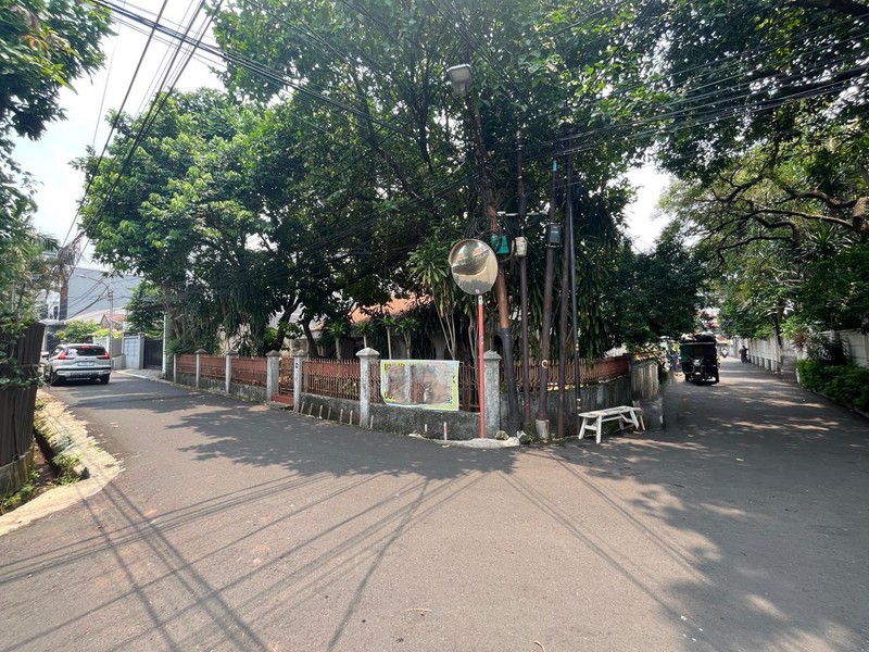 Rumah Hitung Tanah Di Jl Gereja Cilandak Jakarta Selatan