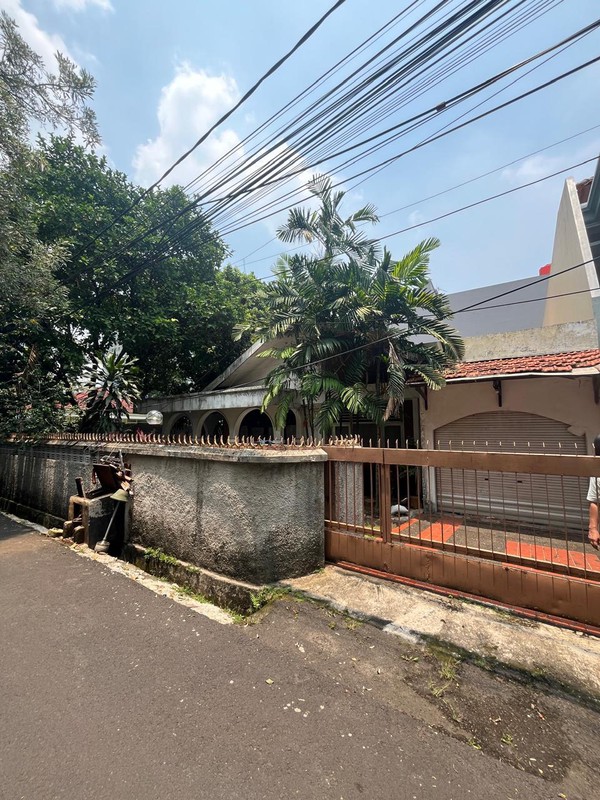 Rumah Hitung Tanah Di Jl Gereja Cilandak Jakarta Selatan