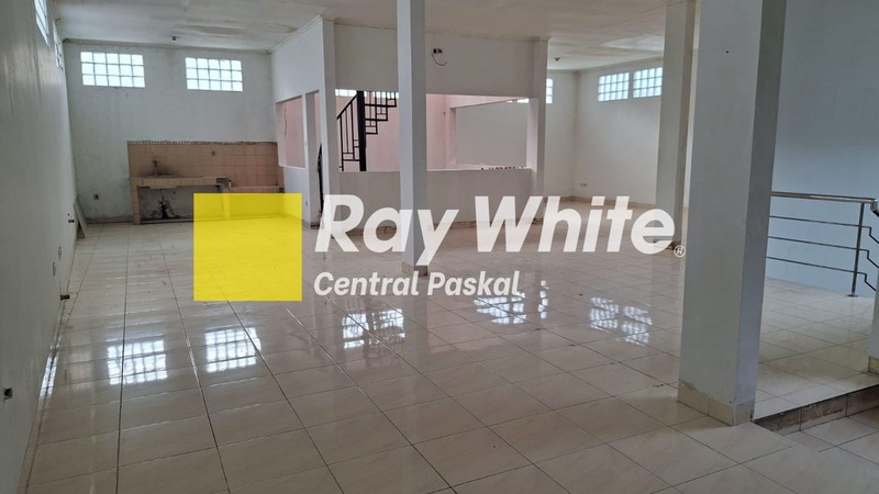 Ruang Usaha 2 Lantai di Mainroad Kopo Bandung