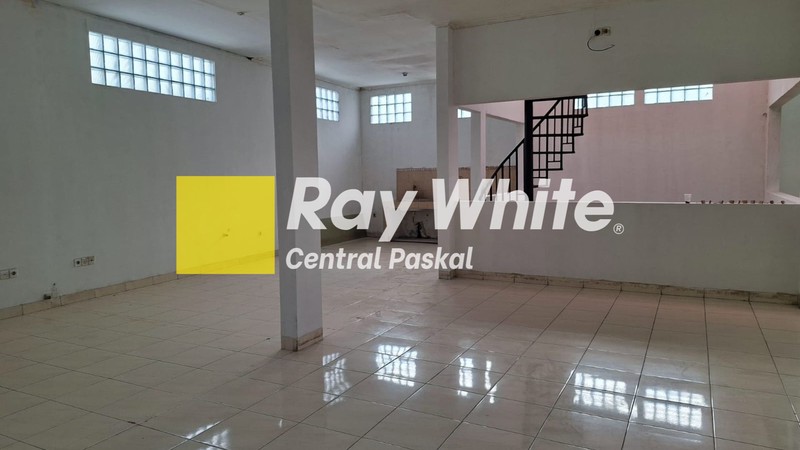 Ruang Usaha 2 Lantai di Mainroad Kopo Bandung