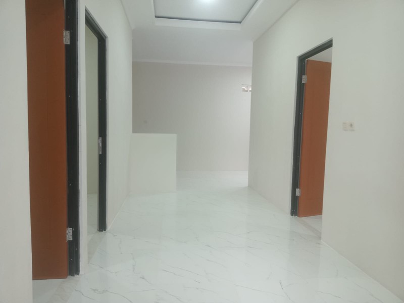 Harga Miring. Rumah bagus Perum Suradita, Cisauk