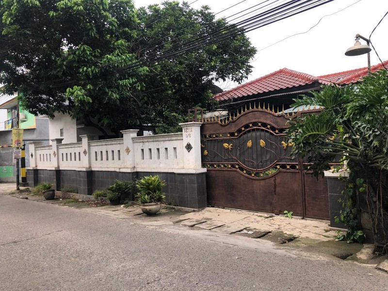 Rumah Bagus Di Jl Setia Pondok Gede Bekasi Jawa Barat