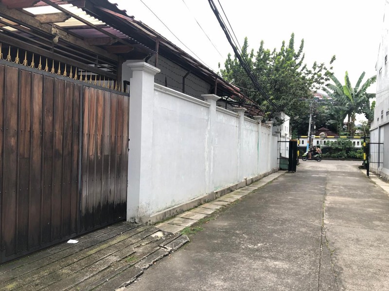 Rumah Bagus Di Jl Setia Pondok Gede Bekasi Jawa Barat