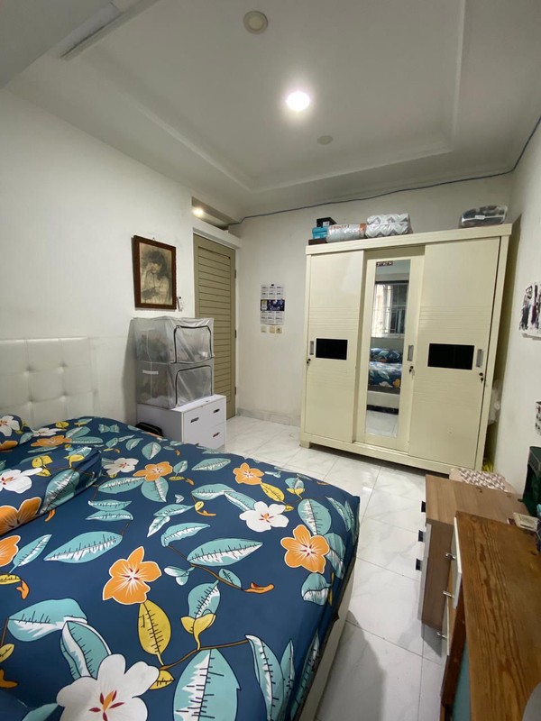 Rumah Bagus Di Duta Bintaro, Jl Tampak Siring Serpong Tangerang Selatan