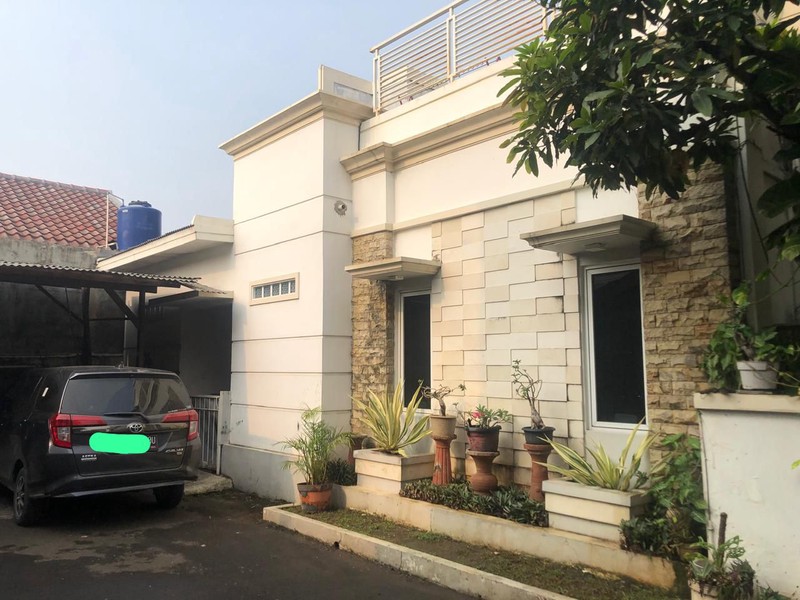 Rumah Bagus Di Duta Bintaro, Jl Tampak Siring Serpong Tangerang Selatan