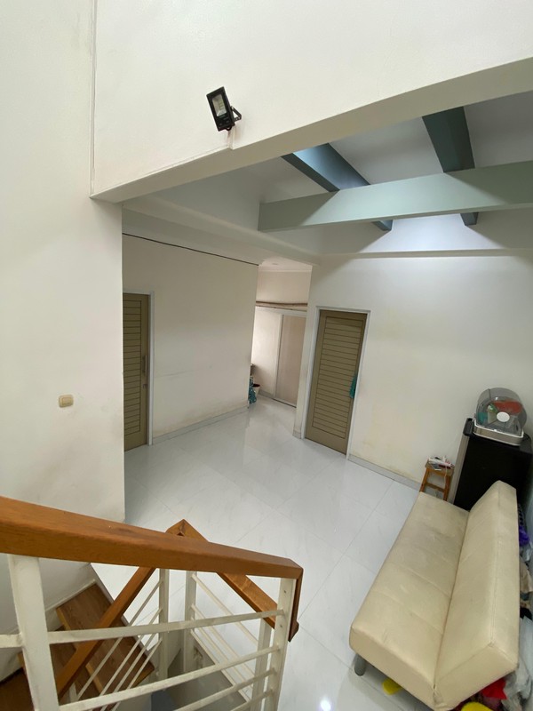 Rumah Bagus Di Duta Bintaro, Jl Tampak Siring Serpong Tangerang Selatan