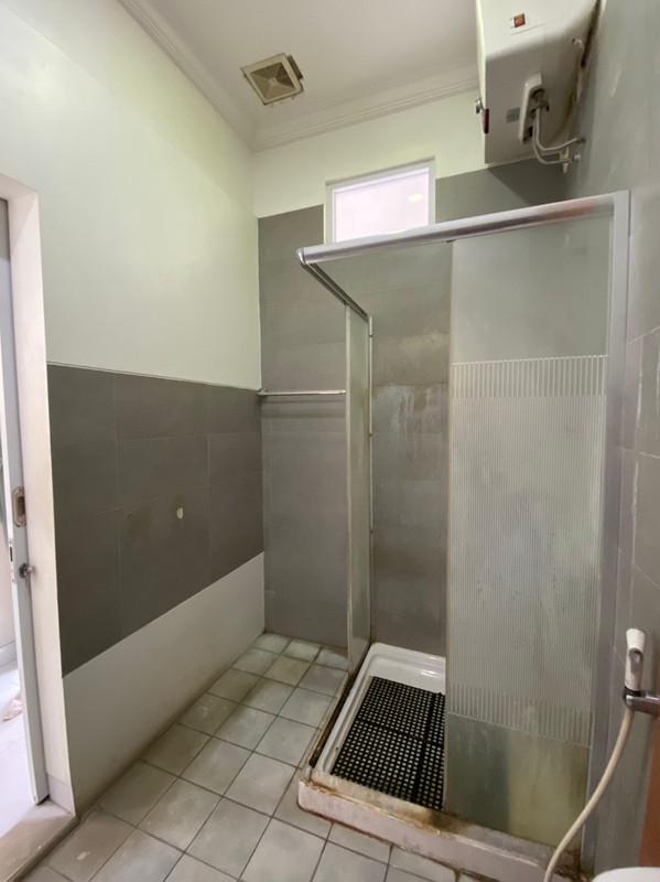 Rumah Bagus Di Duta Bintaro, Jl Tampak Siring Serpong Tangerang Selatan