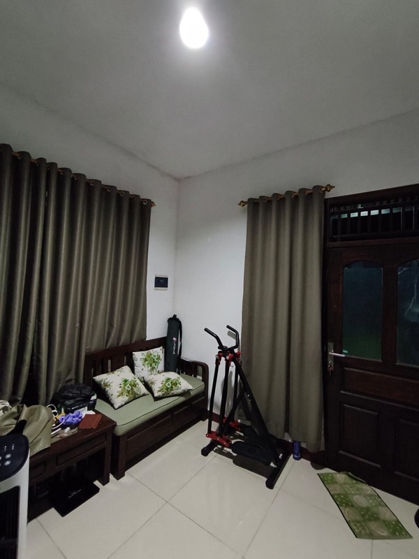 Dijual Rumah Lokasi Di Jl. Kenari V Pondok Safari Indah, Jurangmangu, Tangerang Selatan