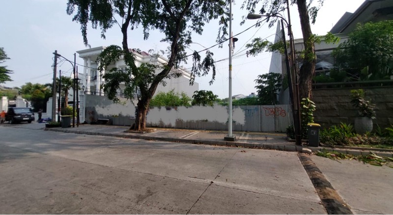 Tanah Danau Cincin luas 20x54 m2 hadap utara jalan raya dekat tol papanggo 