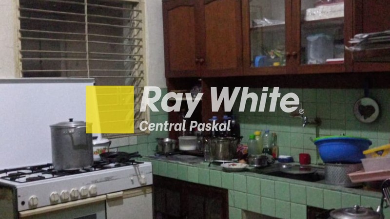 Rumah di Sayap Cihapit atau Riau Kota Bandung