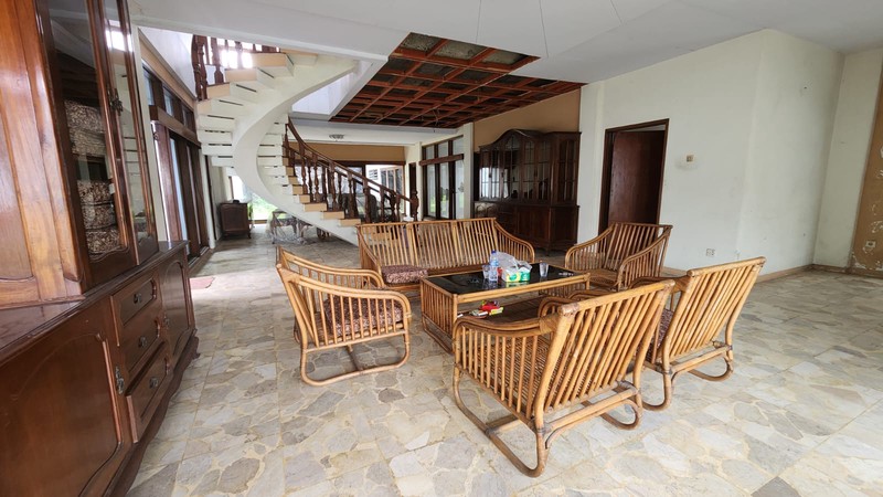 Rumah 2 Lantai di Tebet Dalam - Komplek Taman Jepang (Komplek Premium) Tebet Jaksel