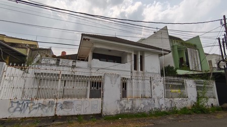 Rumah 2 Lantai di Tebet Dalam - Komplek Taman Jepang (Komplek Premium) Tebet Jaksel