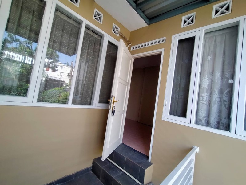 Rumah sektor 5 Bintaro, lokasi dekat dg STAN, Bintaro Plaza dan st Pd Ranji...