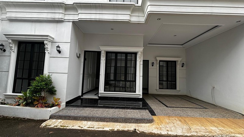 Rumah Baru 2 Lantai Cluster Mewah di Jagakarsa Jakarta Selatan Hanya 5 Menit Ke Toll Andara