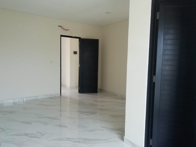DiJual Rumah 2 Lantai Luas dengan KT 3+1 KM 3+1 Siap Huni di Ciputat