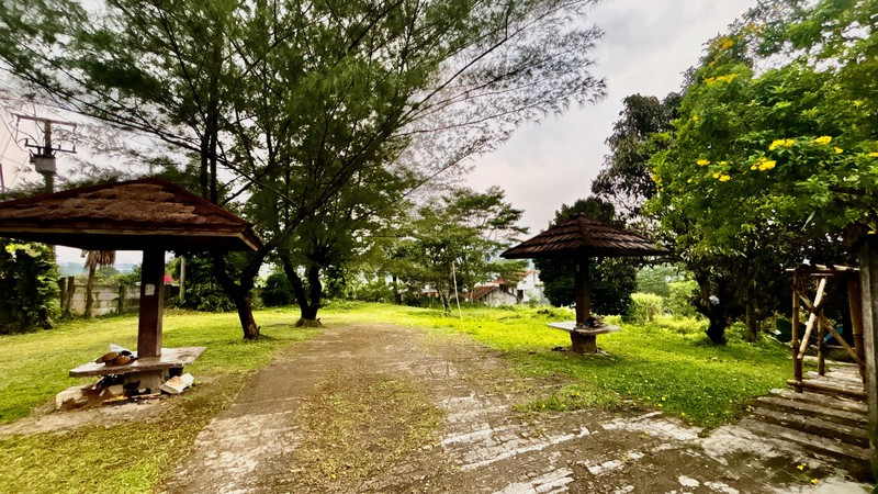 Villa Megah dan Indah dengan Luas 5000 m2 Sentul Bogor Jawa Barat