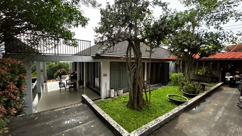 Villa Megah dan Indah dengan Luas 5000 m2 Sentul Bogor Jawa Barat