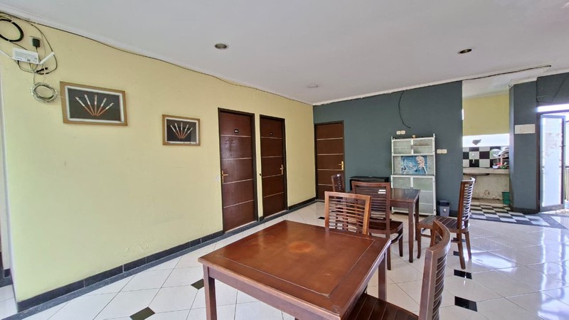 Rumah Hitung Tanah Area Cipete