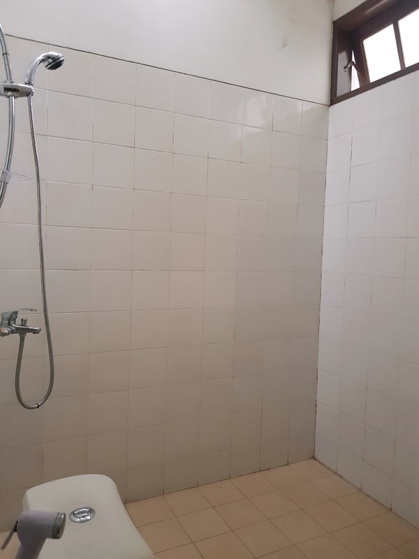 Disewakan Rumah Area Kemang bisa buat usaha.