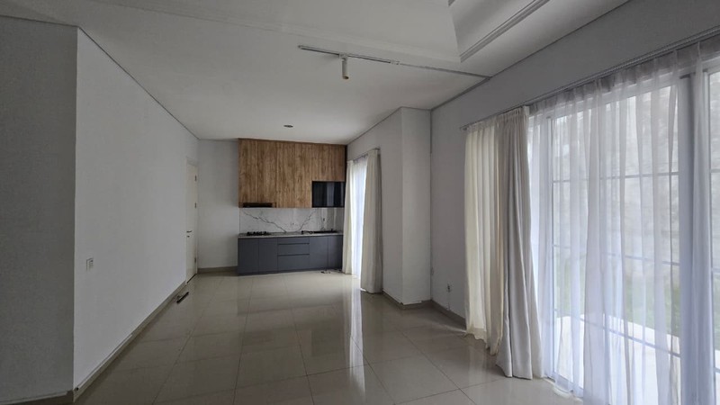 Jarang Ada. Rumah Mewah De Park De Maja, BSD
