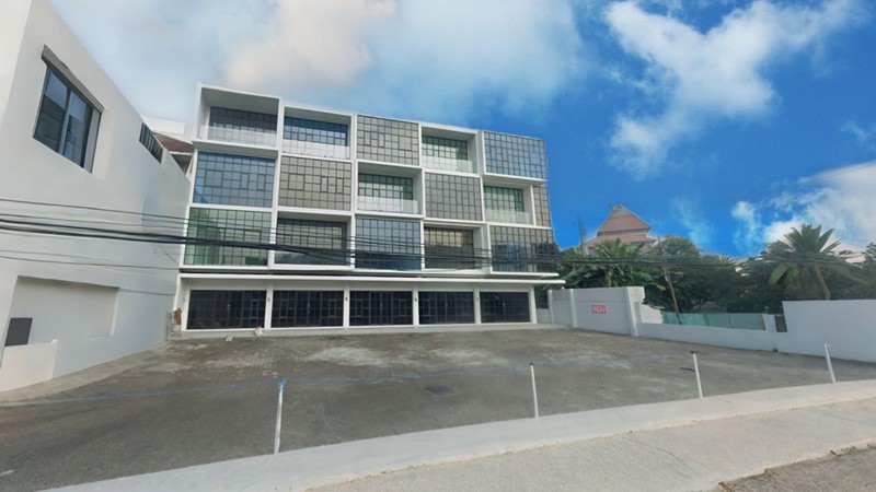 Dijual / Disewakan Ruko Baru 4 Lantai Premium Lokasi Strategis di Dinoyo, Surabaya