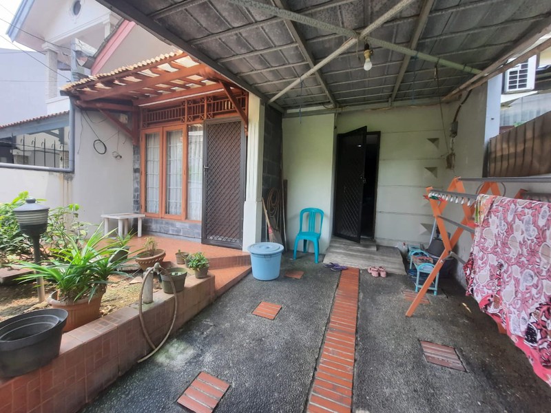 Rumah SIap Huni di Bintaro Sektor 2 dengan KT 3+1 KM 3+1 Sertifikat SHM