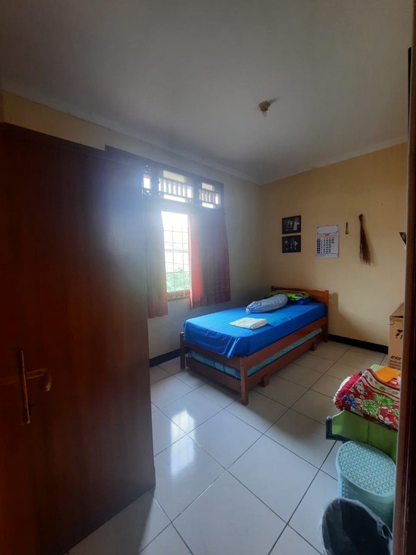 Rumah SIap Huni di Bintaro Sektor 2 dengan KT 3+1 KM 3+1 Sertifikat SHM