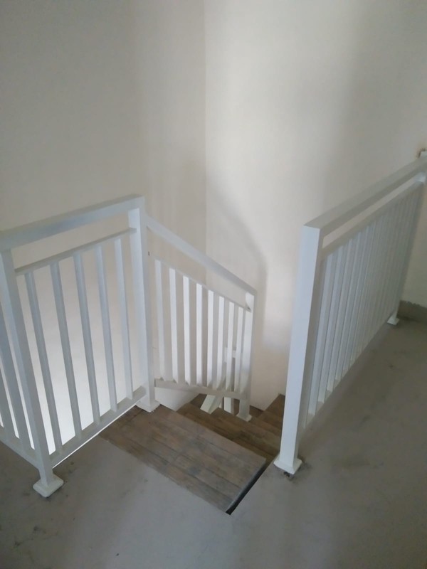 rumah dijual 300 juta surabaya